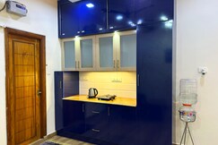 Eva White Town Studio Near Railway Station