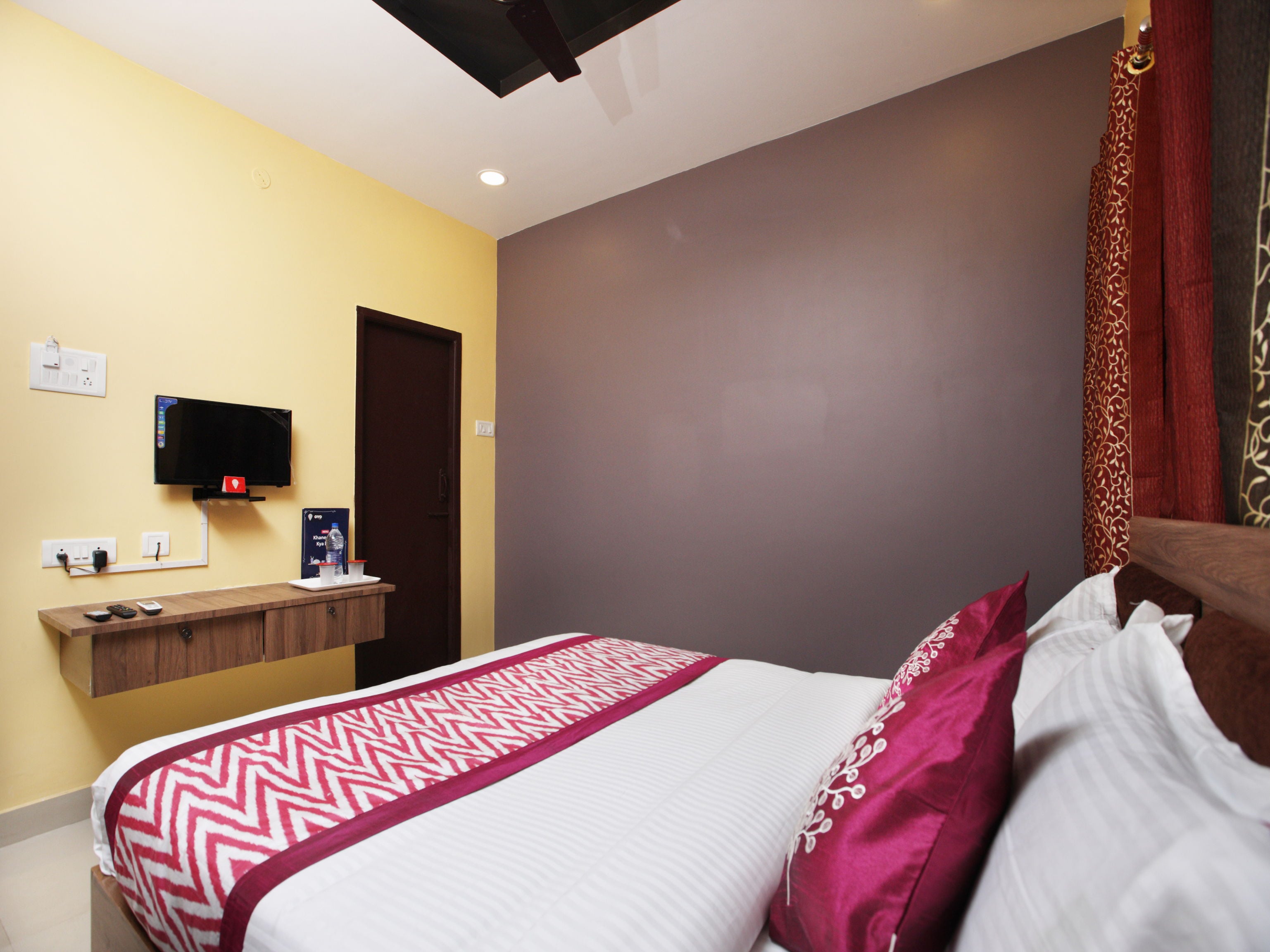 SHASAM SERVICED APARTMENTS - Tap to explore photos
