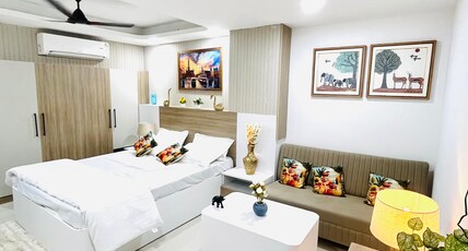 Flat in gurugram near cybercity Room Type - Flat in gurugram near cybercity