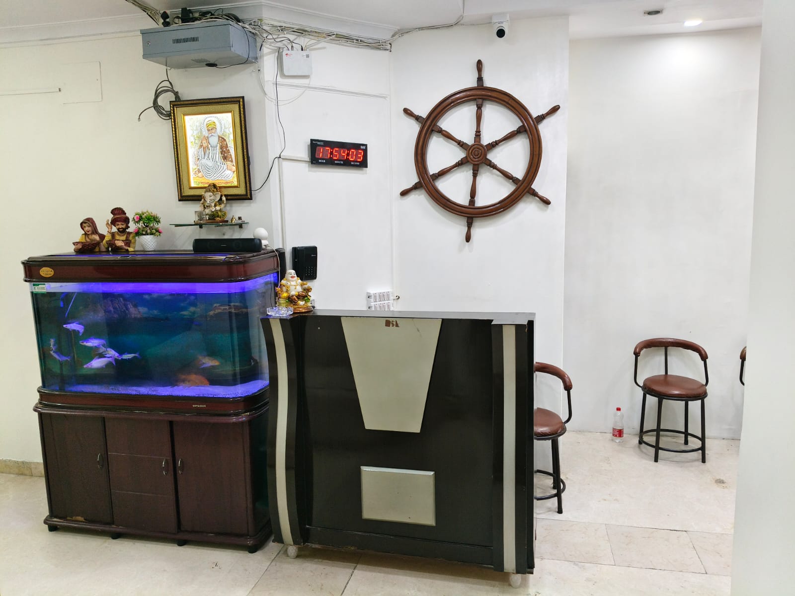 Star Inn Homestay Paschim Vihar - Tap to explore photos