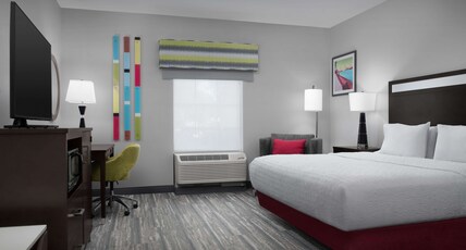 HAMPTON INN STATESBORO GA Room Type - 1 KNG ACCESSIBLE TUB NS