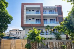 Address of Hotel Divine India Residency Noida-Medanta Super Speciality Hospital