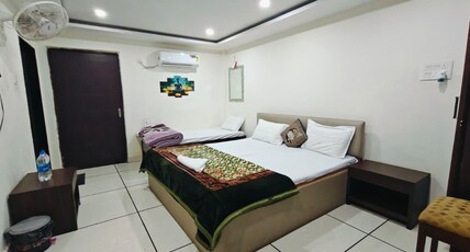 The Dream Stay | Rooms & Doms Room Type - Deluxe Triple Room
