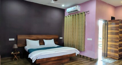 Royal Raipur Resort Room Type - Super Deluxe Room