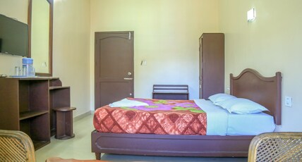 Jays Inn Homestay | Rooms & Guided Treks Room Type - Standard Double Room Jays Inn Homestay | Rooms & Guided Treks Room Type - Standard Double Room