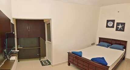 CATCH A WAVE Room Type - Deluxe Double Room