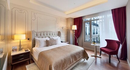 CVK Park Bosphorus Hotel Istanbul Room Type - Deluxe City View