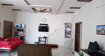 Stayvillas Shastrinagar Room Type - Budget Double Room