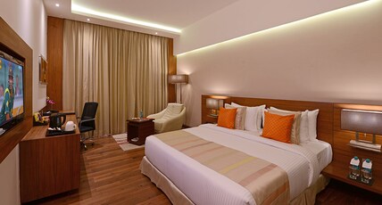 Park Ascent Room Type - Superior  King Bedded Room
