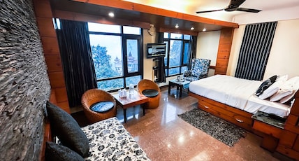 Hotel Kapil - Near Mall Road Room Type - DELUXE SUITE Hotel Kapil - Near Mall Road Room Type - DELUXE SUITE