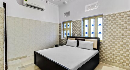 Hotel O Jawahar Palace Room Type - Classic
