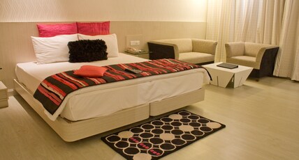 The Toy Hotel Room Type - EXECUTIVE ROOM
