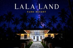 La La Land Farm House