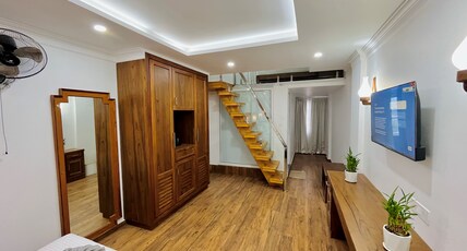 Hotel White House Munnar | Luxury Resort Room Type - Royal Duplex Family Junior Suite With Balcony