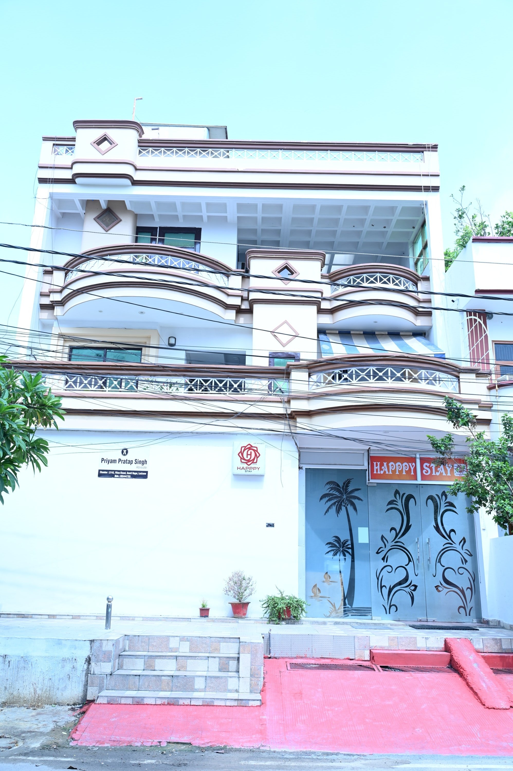 Happpy Stay - Tap to explore photos