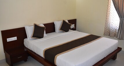 Akshayadhara Hotel Room Type - SILVER TWO BED AC