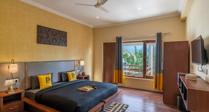 Hotel Bayshu ( The Hosteller Leh ) Room Type - Deluxe Double Room with Balcony and Mountain View