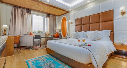 Hotel Meerz Room Type - Classic Room