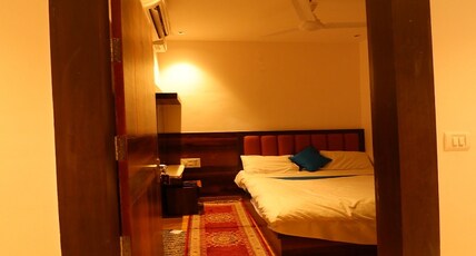 HOTEL VIRAT AND RESTAURANT Room Type - Deluxe Room