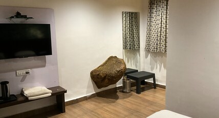 RUDRA VILLA Room Type - Mountain lodge