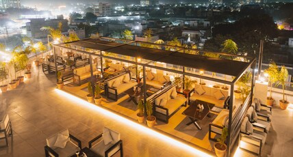 D HORIZON HOTEL & RESTAURANT Room Type - Suite