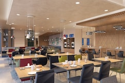 Holiday Inn Express Wuppertal - Hauptbahnhof