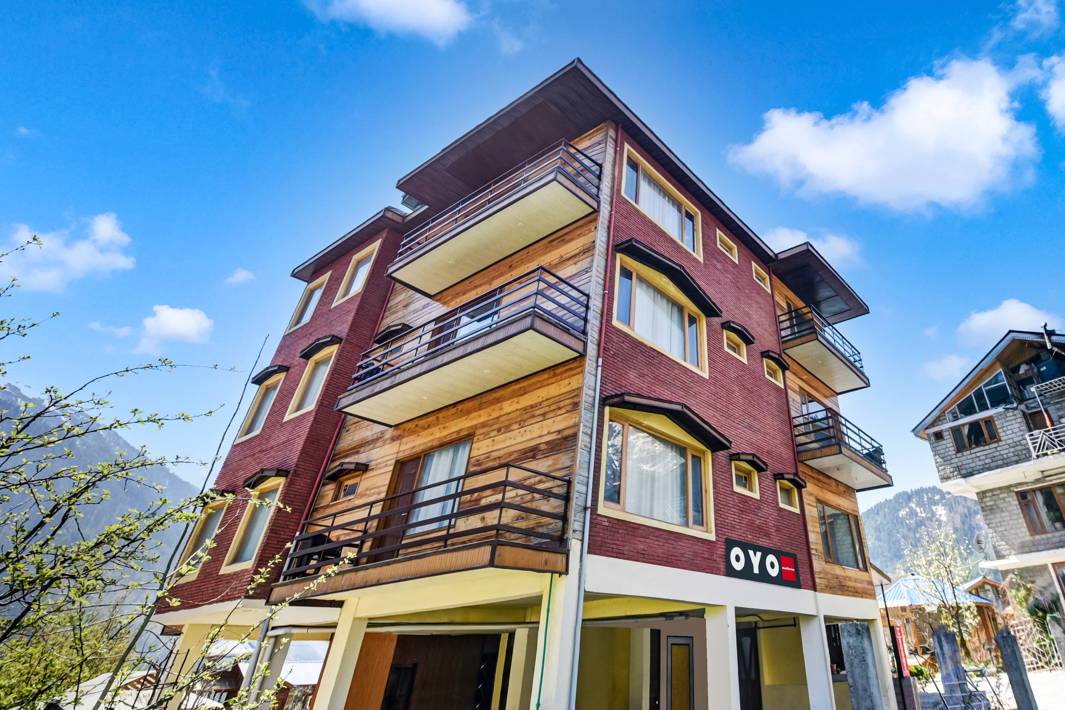 Hotel O Itm Elysian - Tap to explore photos