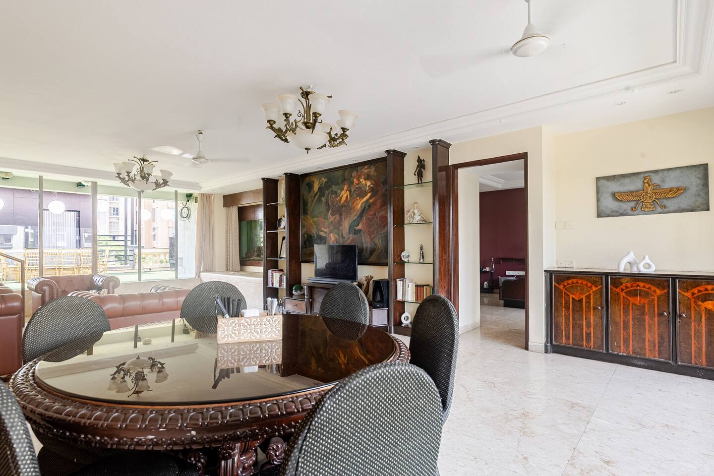 Spacious 5BHK Retreat Dadar Private Terrace & More - Tap to explore photos