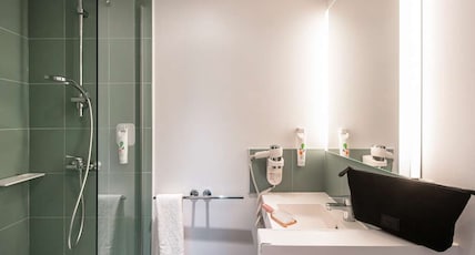 Ibis Styles Nice Centre Gare Room Type - Standard Room with two single beds Ibis Styles Nice Centre Gare Room Type - Standard Room with two single beds