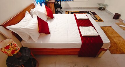 Ananya Service Apartments Room Type - Ananya Stay - Deluxe King Room 3