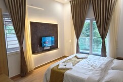 Sunshine Villa