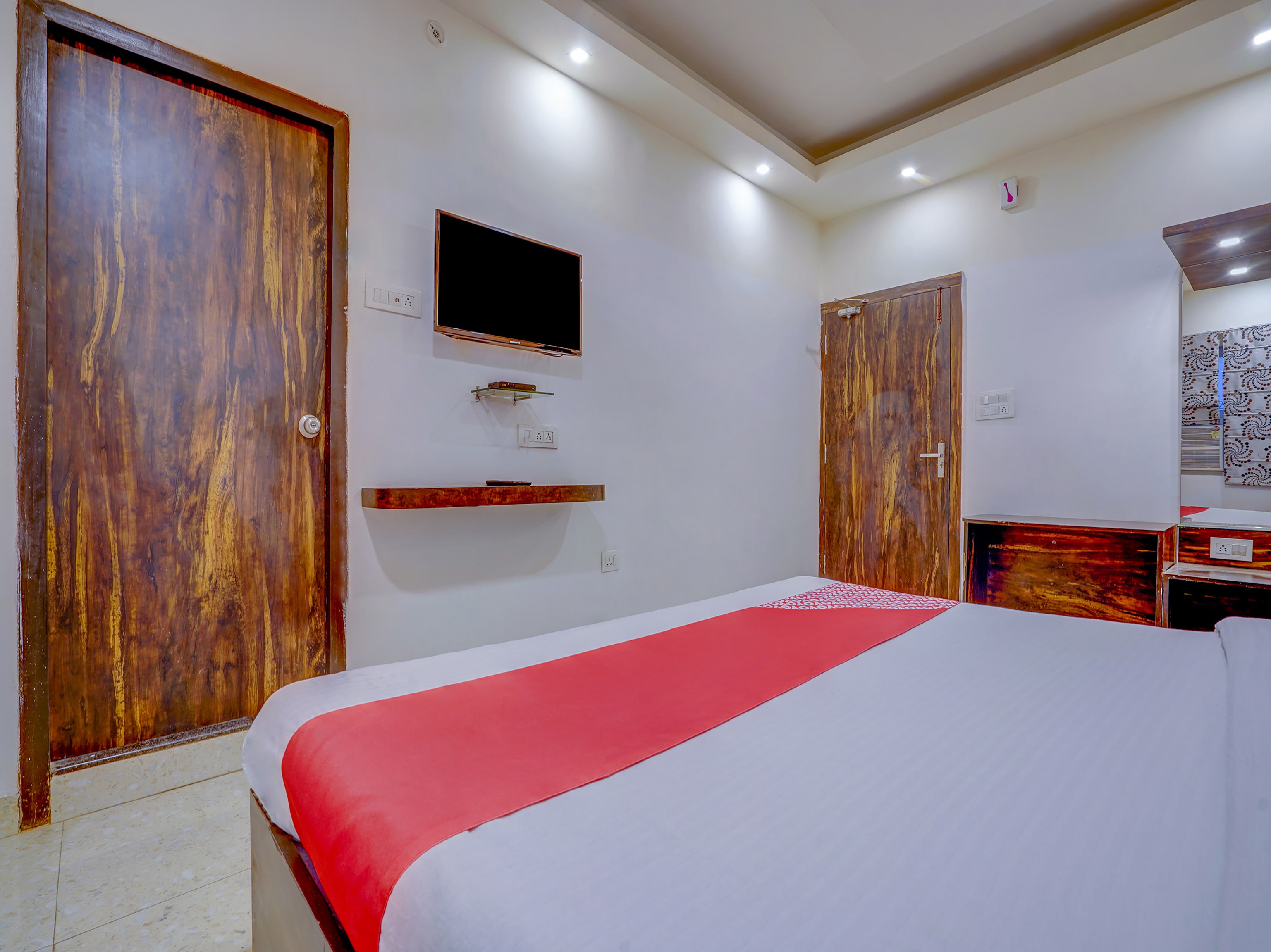 Hotel O TRAVELLER INN - Tap to explore photos