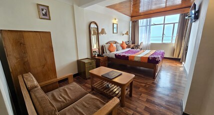 Hotel North Star Near Mall Road Room Type - Deluxe Room (Hill View) Hotel North Star Near Mall Road Room Type - Deluxe Room (Hill View)