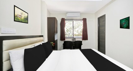 Hotel O MVP Double Road Room Type - Super Deluxe Twin Room