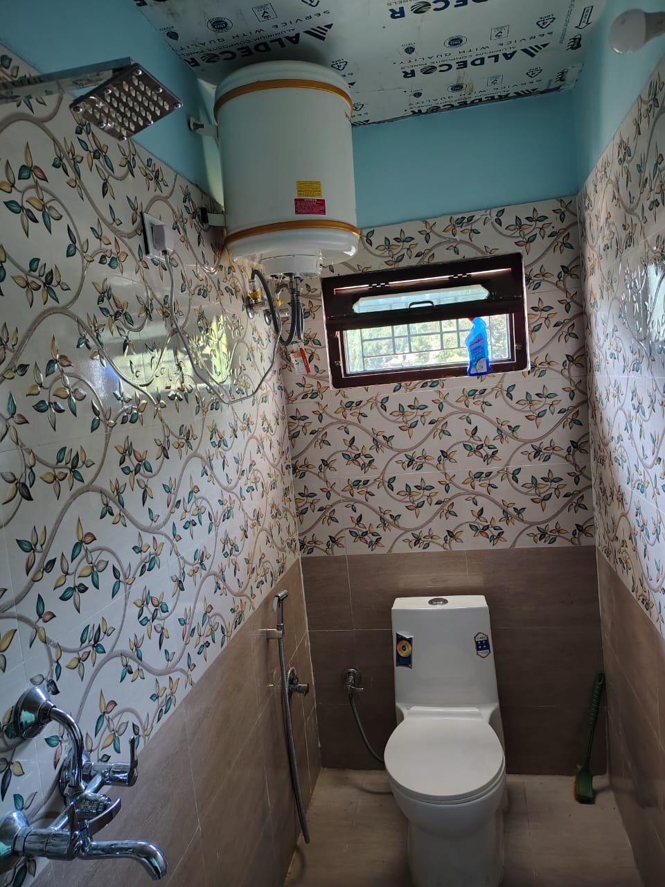 VISHNU BACHAN HOME STAY Maneri - Tap to explore photos