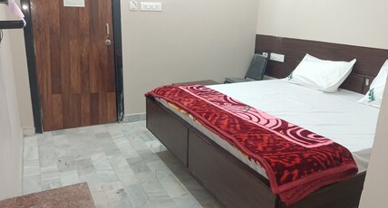 Karthikeya Inn Room Type - DELUXE NON-AC ROOM