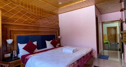 Hotel Ashirwad- 700 Mtrs From Temple Room Type - Bedroom n. 108