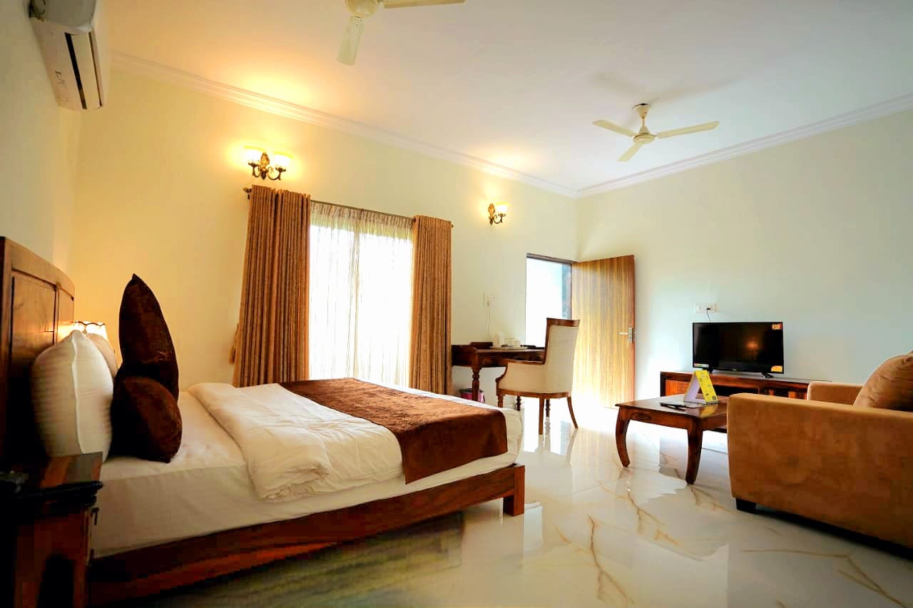 7 TIGERS RESORT TADOBA - Tap to explore photos