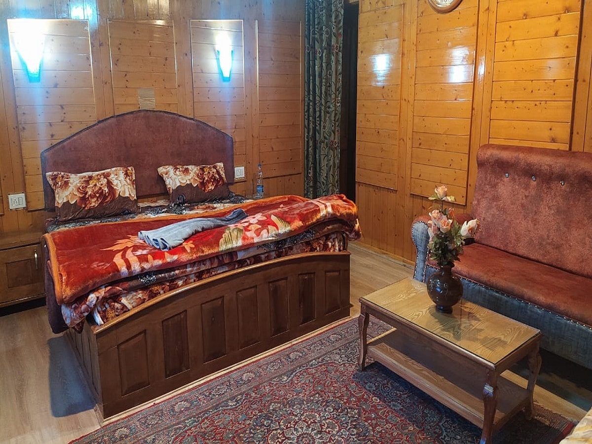 Himalayan Herbal Resort - Tap to explore photos