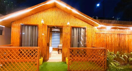 Highway Huts Room Type - Hut Room