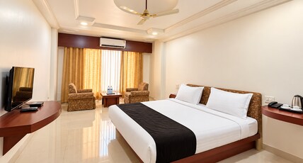 HOTEL GOMTI NANDAN PALACE,BINA Room Type - Executive Room HOTEL GOMTI NANDAN PALACE,BINA Room Type - Executive Room