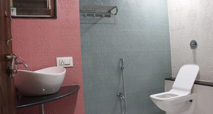 Pawan Executive Room Type - comfort triple bed room