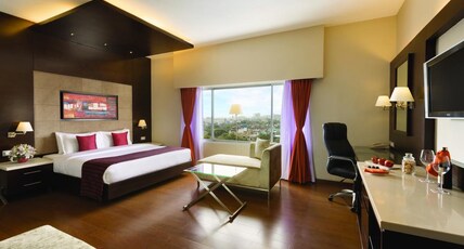 Ramada by Wyndham Chennai Egmore Room Type - Deluxe 1 King Bed Non Smoking Room
