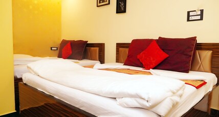 Hotel Golden Plaza Room Type - Deluxe Room