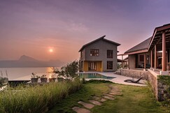 LohonoStays Om Anantha