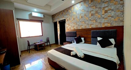 MODE RESIDENCY Room Type - Luxury Room