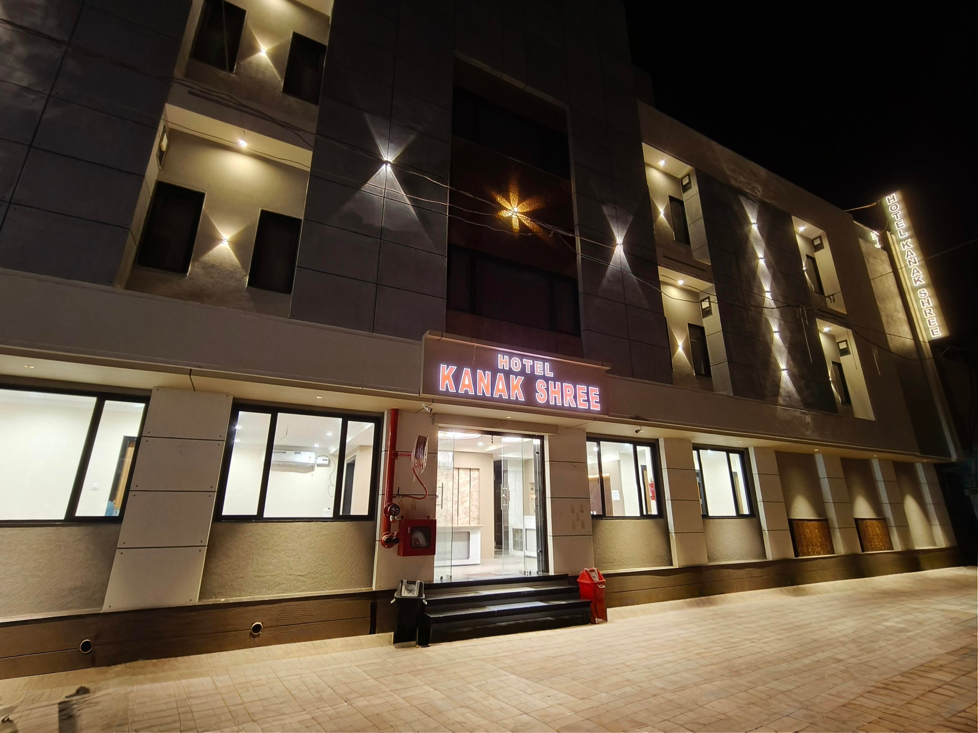 Hotel Kanak Shree - Tap to explore photos