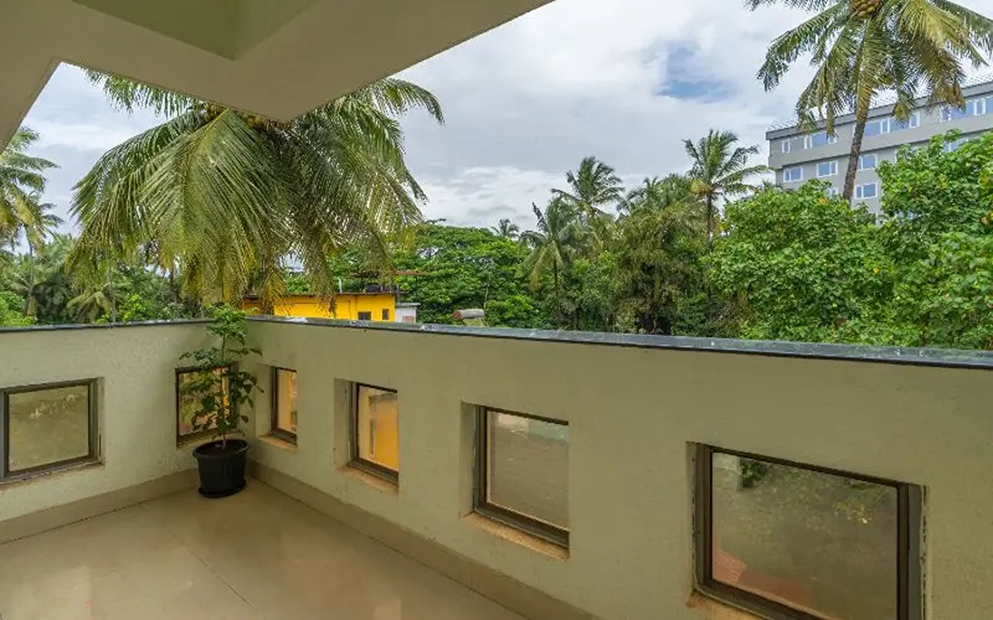 The Hosteller Goa, Candolim - Tap to explore photos