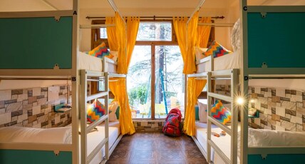 goSTOPS Kasol Room Type - Bed in 4 Bed Mixed Dormitory Room with Ensuite Bathroom