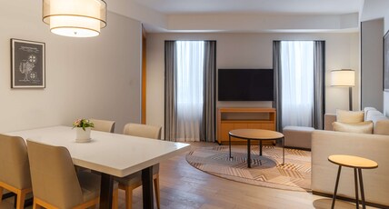 Hyatt Place Changchun Jingyue Room Type - Two-bedroom Suite King Bed and Two Twin Beds